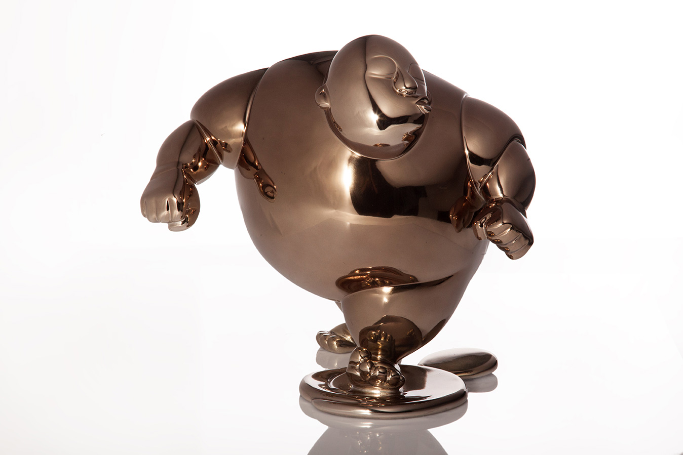 Kiss,2014. — Compound materials, car paint ,16*14*16 cm , 2014